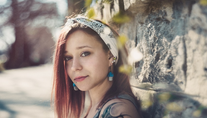 redhead, pierced ear, 1080P, women, piercing, head band, tattoo, pierced lip, looking at viewer