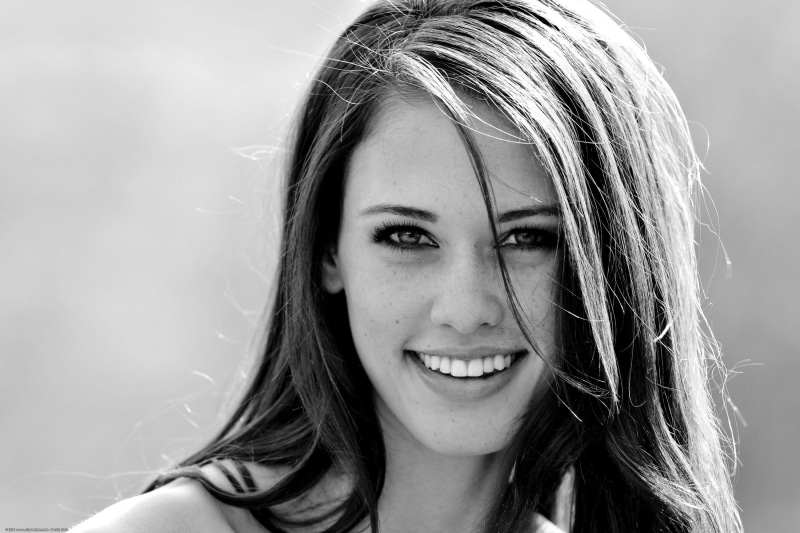 x, freckles, art, tiffany, monochrome, long, thompson, hair, portraits, hd, eyes, 2K, smiling, women