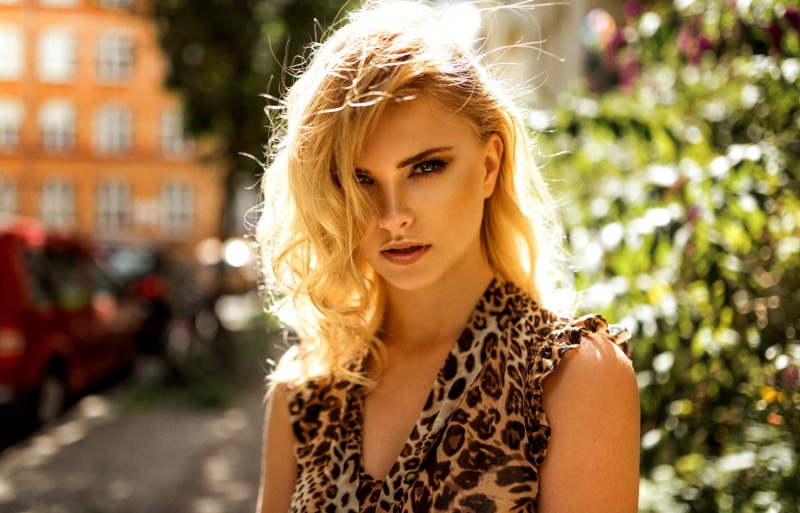 portrait, teenager, model, young women, focus on foreground, fashion, young adult, hairstyle, beauty, women outdoors, urban, beautiful people, 720P, outdoors