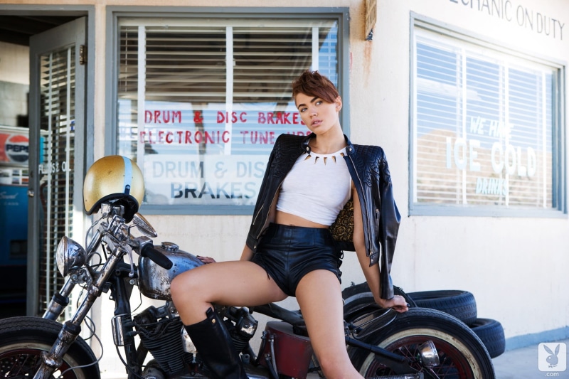 outdoors, 1080P, beautiful woman, fashion, Playboy, real people, adult, black, front view, one person, motorcycle, zip, jacket, three quarter length, young adult
