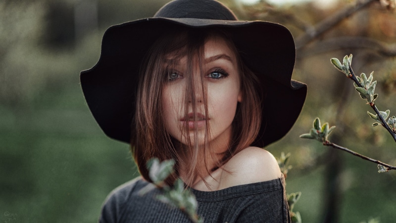 brunette, hair in face, sweater, women outdoors, portrait, hat, 1080P, Olya Pushkina, face, Georgy Chernyadyev, women, blue eyes, smoky eyes