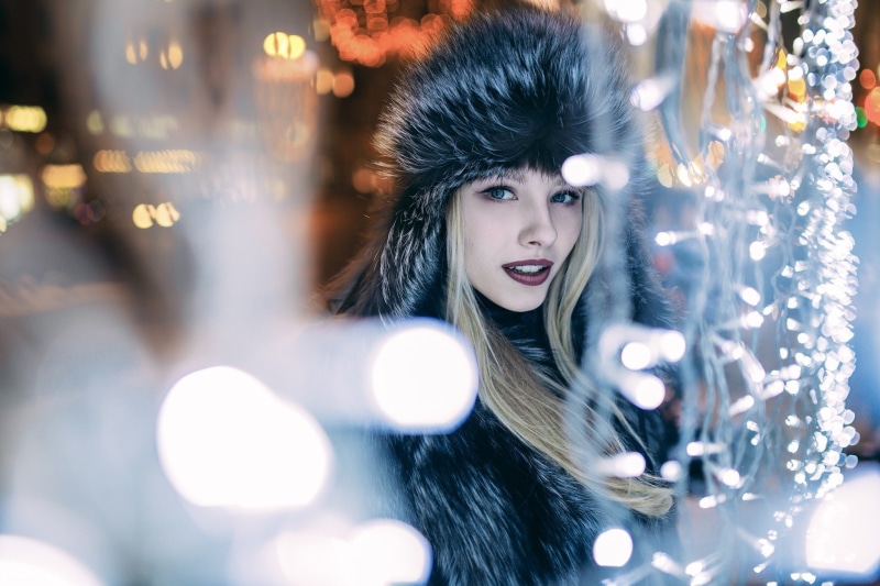 night, model, women outdoors, hair, illuminated, lights, outdoors, beauty, straight hair, looking at viewer, coats, front view, light, selective focus