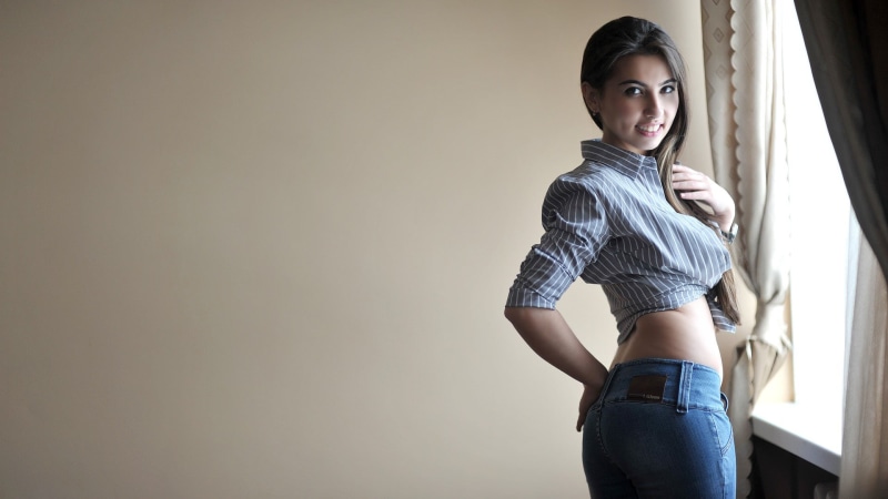 dress, bottoms, women, denim, jeans, copy space, hairstyle, s, front view, one person, shirt, indoors, young adult, lifestyles, beauty, beautiful woman