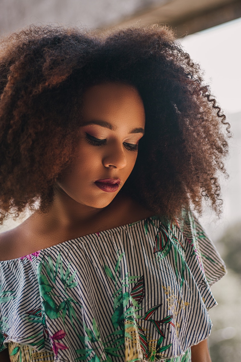 hairstyle, young women, hairdo, female, black hair, fashion, real people, person, casual clothing, beauty, top, lady, beautiful, pretty, wearing, fashionable