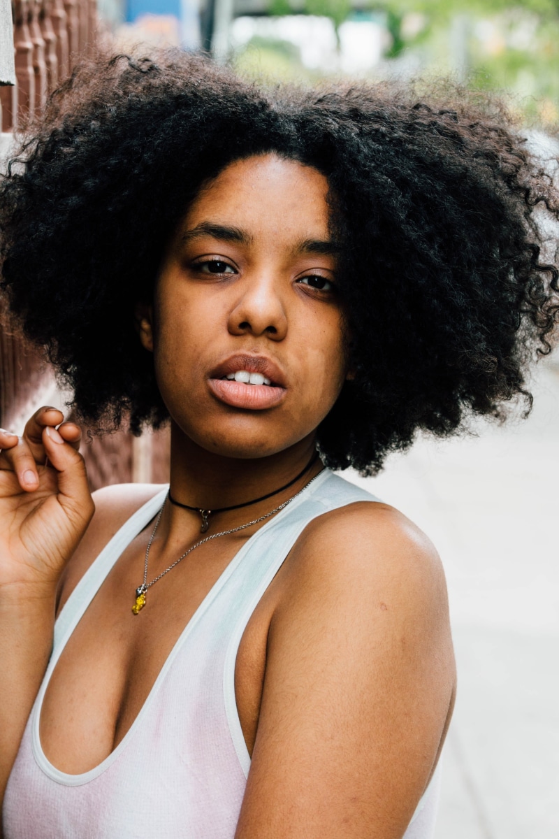 top, headshot, 4K, young women, hair, human face, real people, beautiful woman, neck, woman, one person, looking, front view, sleeveless, portrait, women