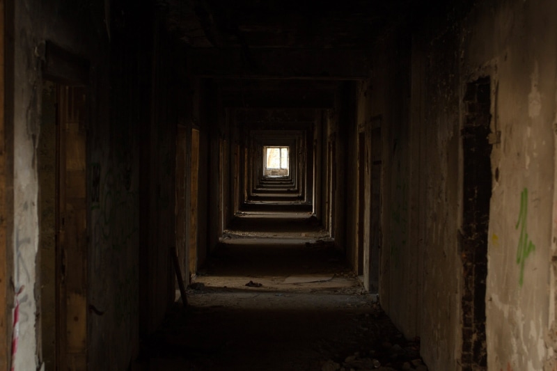 2K, tunnel, Vladivostok, diminishing perspective, Russia, built structure, run-down, history, absence, no People, arcade, corridor, architectural column