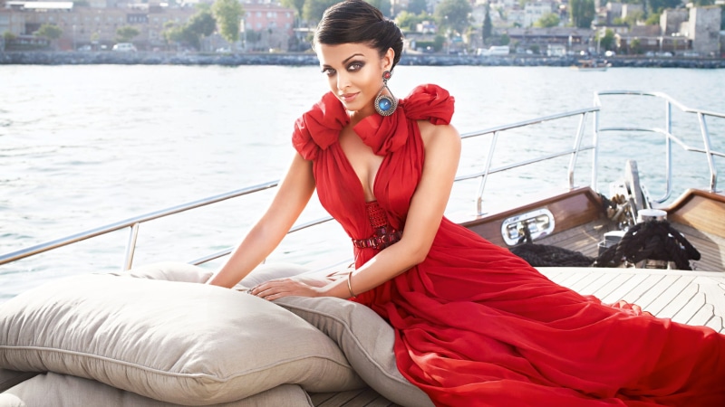 dress, Aishwarya Rai, Vogue, plunging, sleeveless, Bollywood, neckline, red, 1080P, woman, India, photo, posing