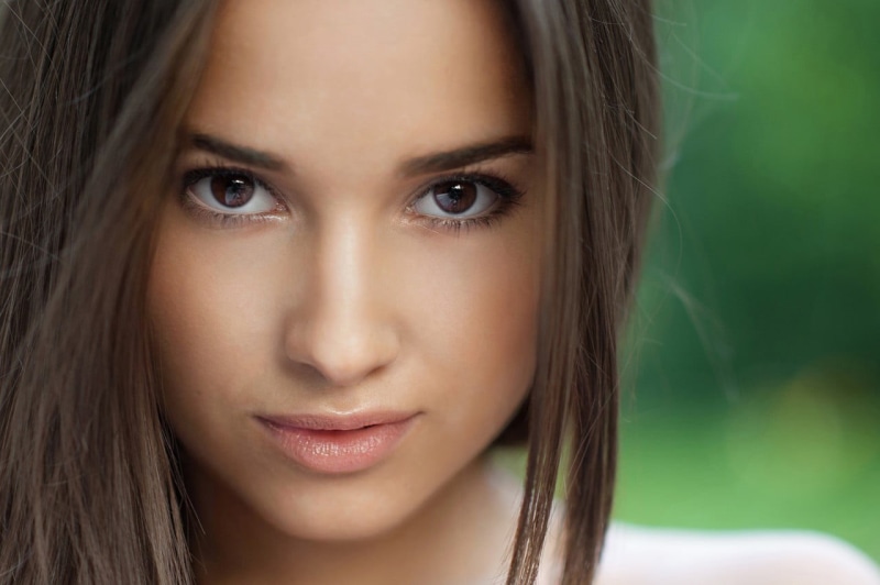human face, young adult, close-up, hairstyle, adult, eyeliner, women indoors, women, model, one person, long hair, brown eyes, 720P, human hair, portrait