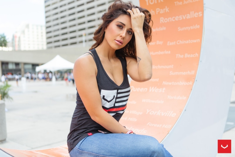 sitting, tattoo, brunette, T-shirt, Tianna Gregory, jeans, pants, 1080P, portrait, women, model