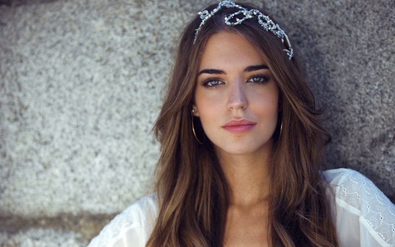 long hair, one person, headshot, beautiful woman, young women, women, hair, adult, Clara Alonso, young adult, portrait, lifestyles, brunette, hoop earrings