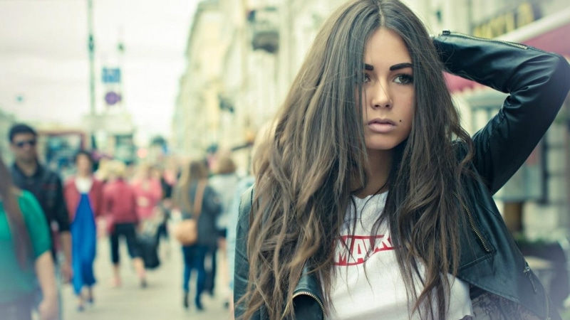 1080P, city, one person, architecture, long hair, hair, casual clothing, Aleksandr Mavrin, portrait, model, modern, women, brown hair, outdoors, young adult