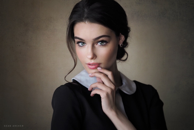 model, pink lipstick, 720P, simple background, face, lipstick, Sean Archer, brunette, portrait, women, Bogdana, Bogdana Kadritskaya, looking at viewer