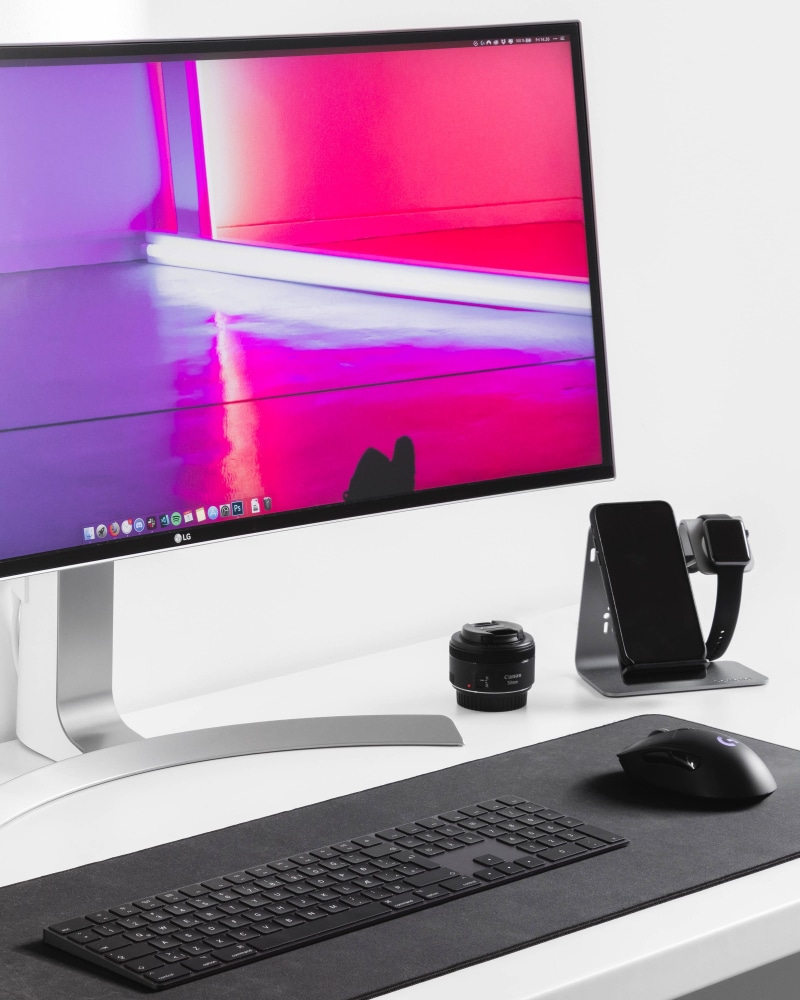 hardware, still life, furniture, keyboard, pc, phone, modern, computer hardware, laptop, computer equipment, black, desktop pc, screen, connection, no people