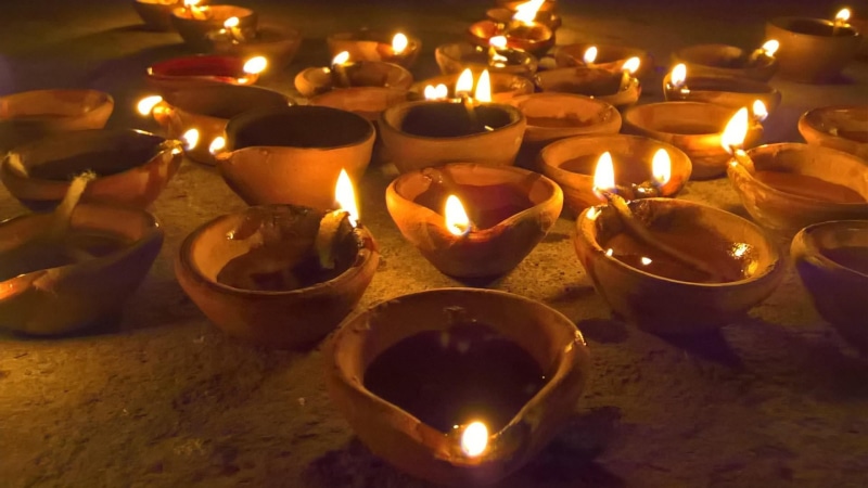 diya - oil lamp, 1080P, no people, lights, melting, belief, religion, oil lamp, flame, electric lamp, lighting equipment, peace, lamps, illuminated, fire - natural phenomenon
