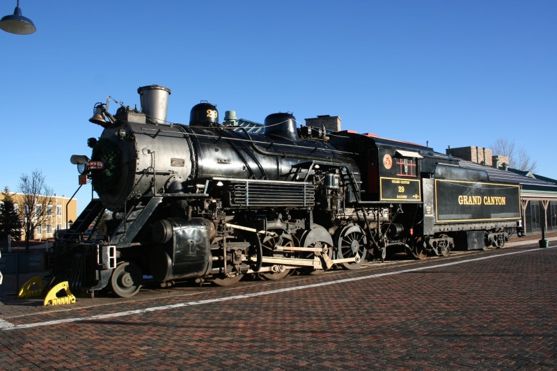old, steam locomotive, mode of transportation, steam train, track, blue, sky, land vehicle, clear sky, train - vehicle, no people, metal, motorcycle, 2K