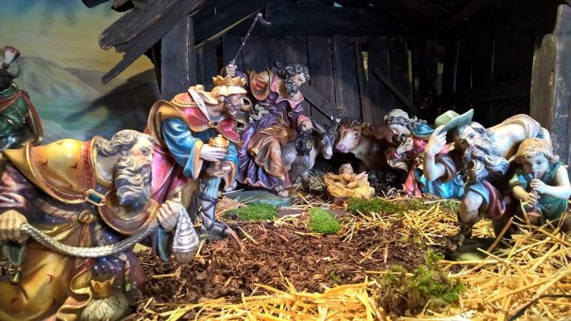 munich, creativity, built structure, representation, nativity scene, craft, 2K, art and craft, mammal, christmas story, day, father christmas, belief