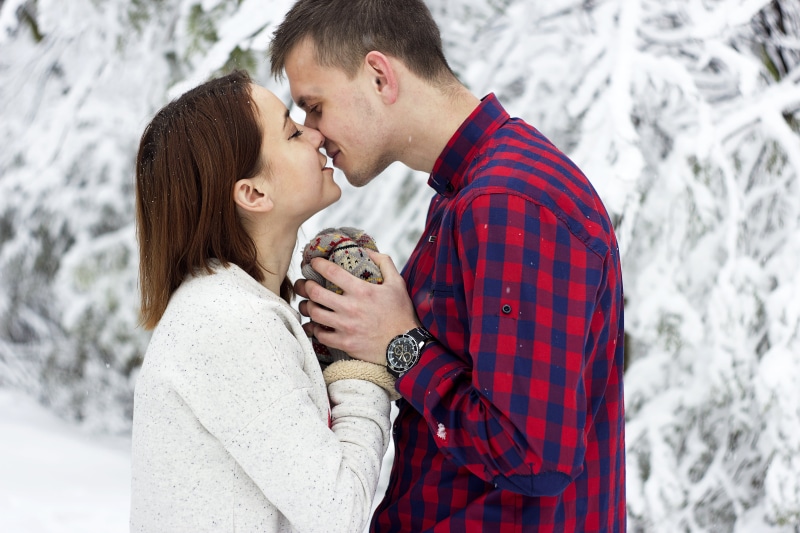 people, person, women, romance, leisure, heterosexual couple, love, adult, kiss, smiling, couple - relationship, bonding, emotion, lovers, positive emotion