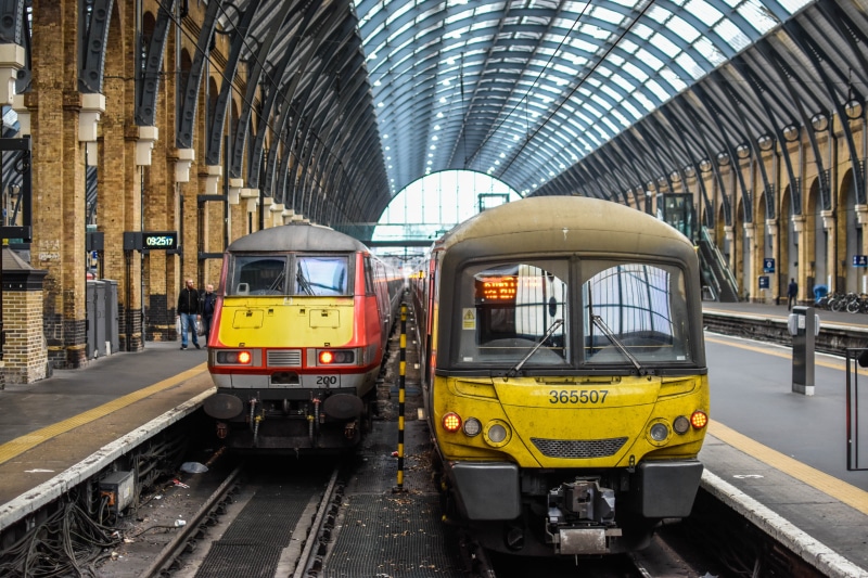 harry potter, 5K, street, travel, railroad track, the train station, subway train, mode of transportation, kings cross, train, yellow, train - vehicle