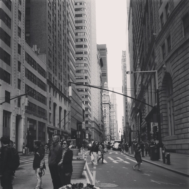 modern, city life, outdoors, road, motor vehicle, transportation, 1080P, New York City, monochrome, city, city street, busy, cityscape, neighborhood, photography
