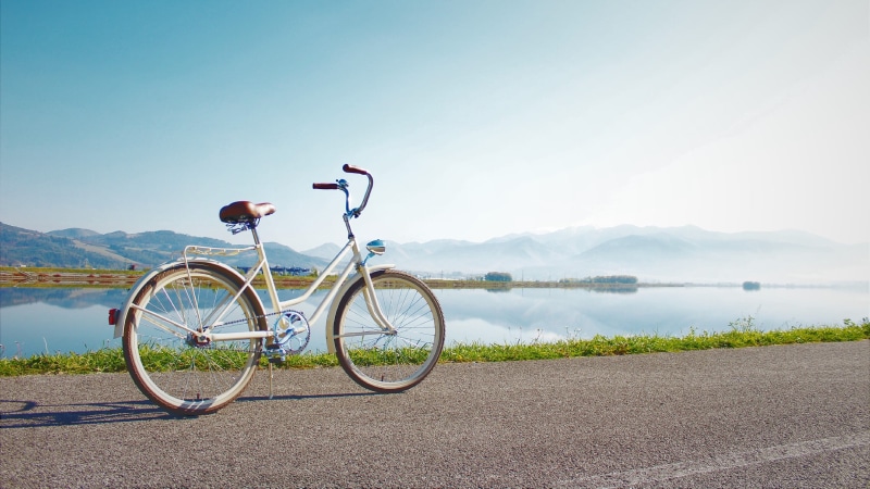 copy space, commuter, ocean, gray, bicycle frame, vintage bicycle, cycling, recreation, nature, summertime, transportation system, beach, landscape, lake