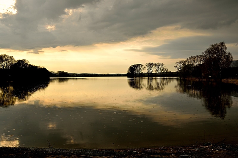 non-urban scene, tree, idyllic, sunset, tranquil scene, rainstorm, rain, 4K, tranquility, mood, no people, nature, reflection, waterfront, sky, thunderstorm