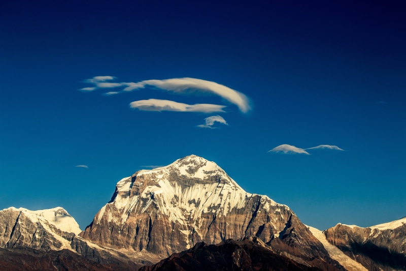 beauty in nature, rock - object, trek, dhaulagiri, circuit, himalaya, daytime, trekking, no people, mountain, snowcapped mountain, nature, hiking, travel