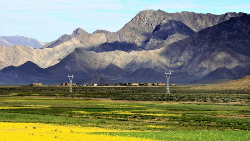 tibetan plateau, non-urban scene, field, remote, mount scenery, no people, land, idyllic, mountains, himalaya, tranquil scene, xigaze, scenics - nature