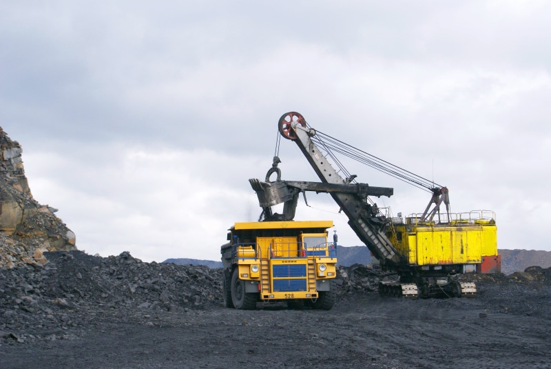 4K, Industry, construction vehicle, tractor, machinery, yellow, occupation, quarry, excavator, nature, cloud - sky, russia, construction machinery, coal mining