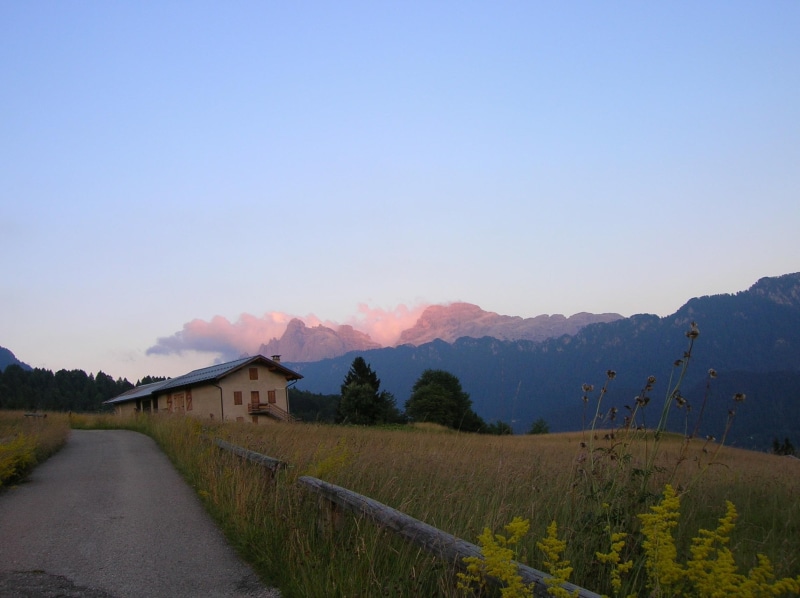 background, natura, 1080P, paesaggio, alpine meadows, house, di, alpi, landscape, mountains, prati, montagna, forests, ranges, beige, mountain, nature