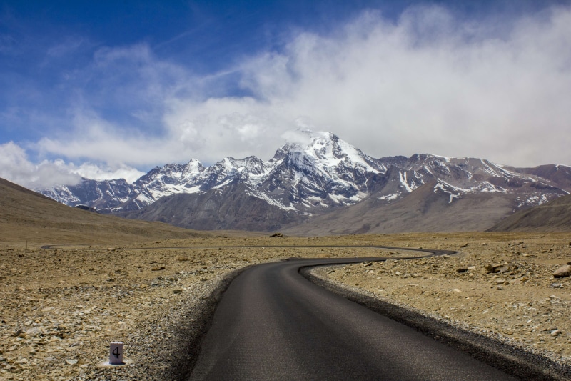 highway, beauty in nature, himalayas, snow, mountain, himalayan roads, cold temperature, mountains, direction, nature, mountain peak, no people, landscape