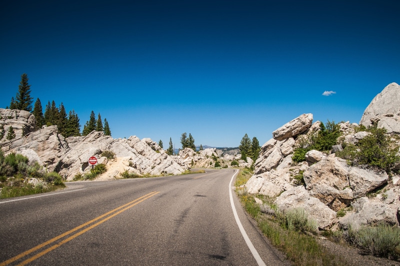 bestamericanroadtrip, usa, copy space, land, 2K, solid, transportation, sign, scenics - nature, environment, dividing line, outdoors, highway, mountain