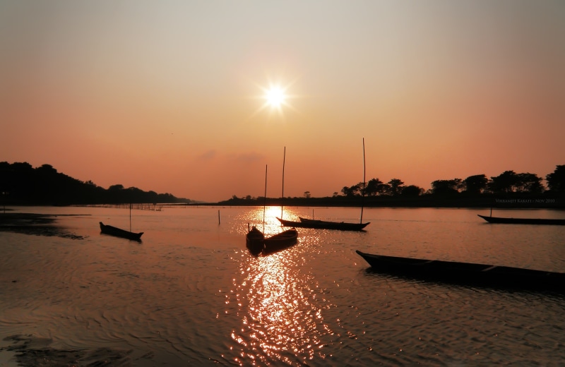 transportation, real people, sunset, india, sunlight, mode of transportation, body, sea, nautical Vessel, landscapes, tranquility, tree, silhouette, boat