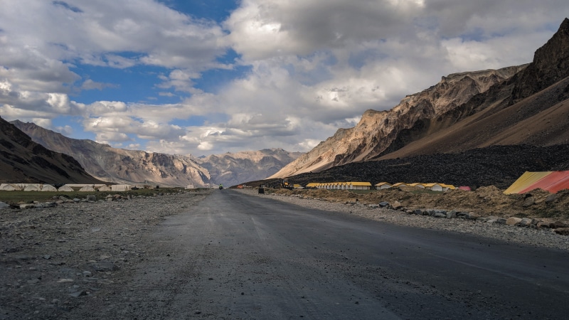 sky, manali-leh, beauty in nature, himalayas, tourcycling, environment, empty road, cycling, nature, cloud - sky, transportation, road, keylong-leh rd