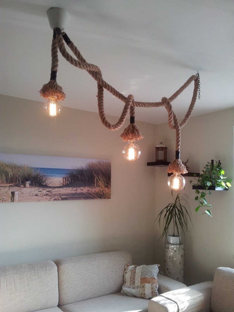 turned, decorative, pendant, no People, 2K, chandelier, cozy, lighting, illuminated, electric light, indoors, furniture, living Room, home showcase interior