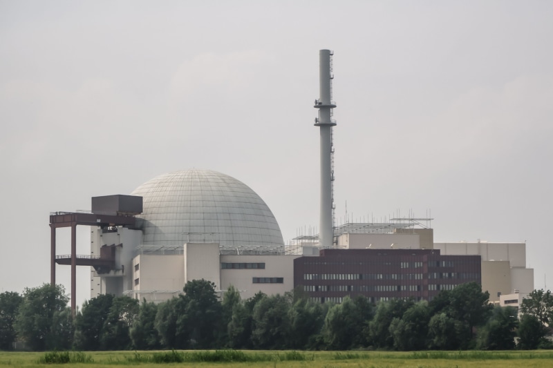 factory, environment, fuel and power generation, nuclear power, city, outdoors, industry, no people, tree, daytime, travel destinations, nuclear, nuclear reactor