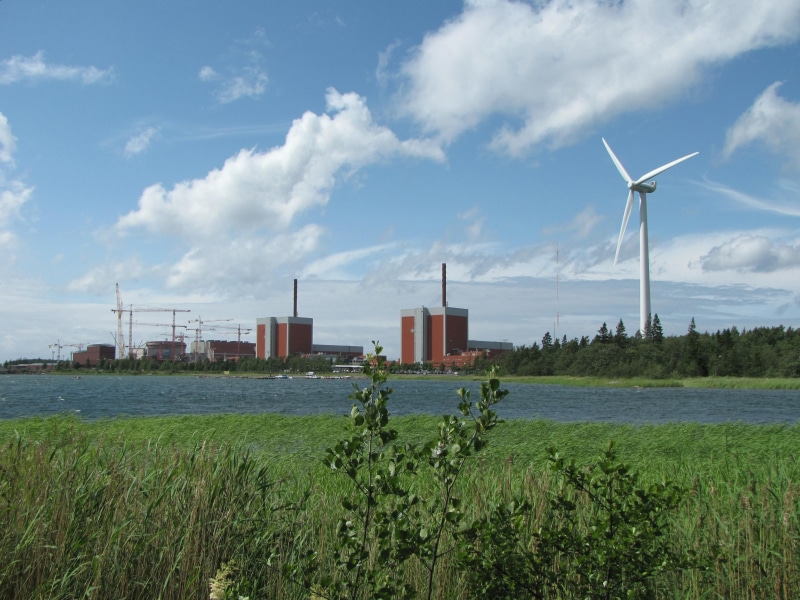 wind, environment, nuclear power plant, alternative energy, growth, atomic energy, land, sustainable resources, radiation, nuclear energy, renewable energy