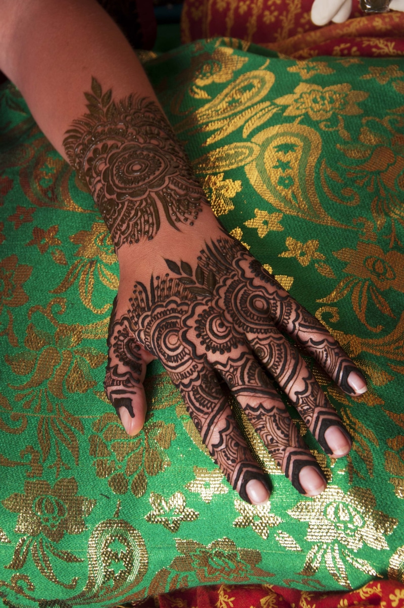 person, top, real people, human body part, 4K, floral, yellow, tattoo, green, celebration, human hand, indian, mehndi, human limb, adult, asian, women