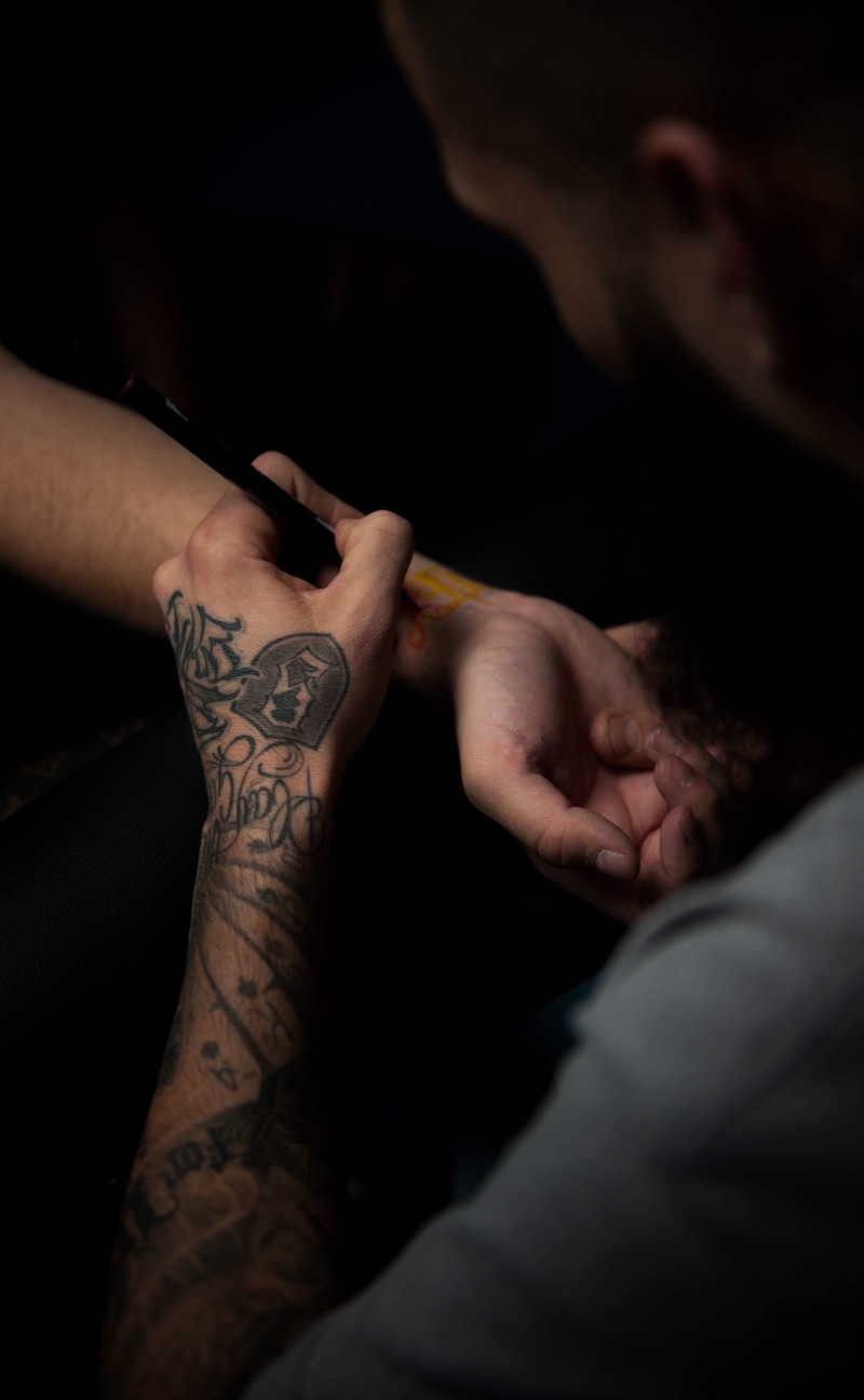 inked, tattooed, 4K, gray, art draw, drawing, body part, people, art and craft, occupation, two people, body adornment, s, hands, tattoo, young adult