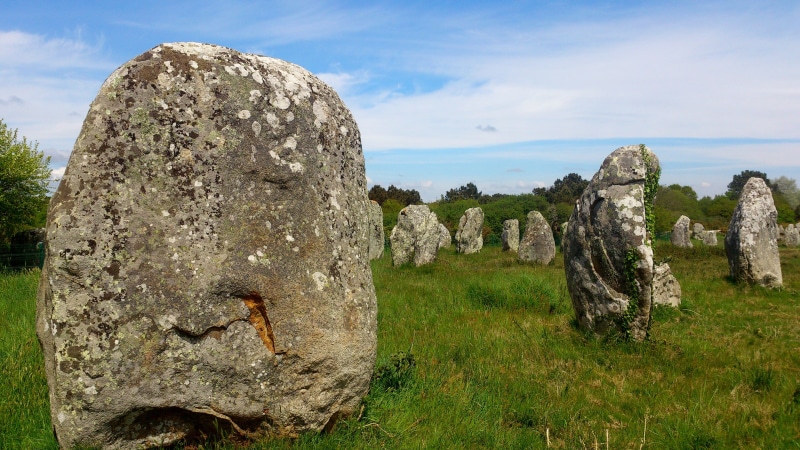 gray, plant, architecture, stone, european, tranquility, no people, megalithic, tombstone, the past, landmark, green, old ruin, nature, memorial, rock