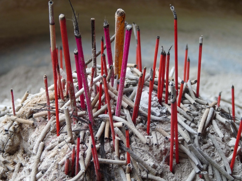 belief, religion, day, buddha, prayer, spirituality, incense, malaysia, red, zen, large group of objects, stick - plant part, building, 2K, temple, meditation