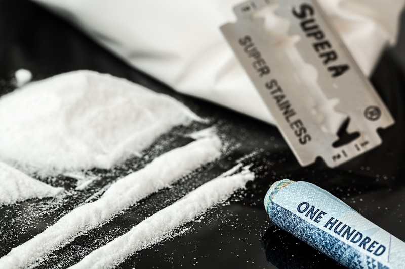 substance, focus on foreground, junkie, healthcare and medicine, addict, 5K, stimulant, crack, economy, indoors, paper currency, wealth, business, cocaine