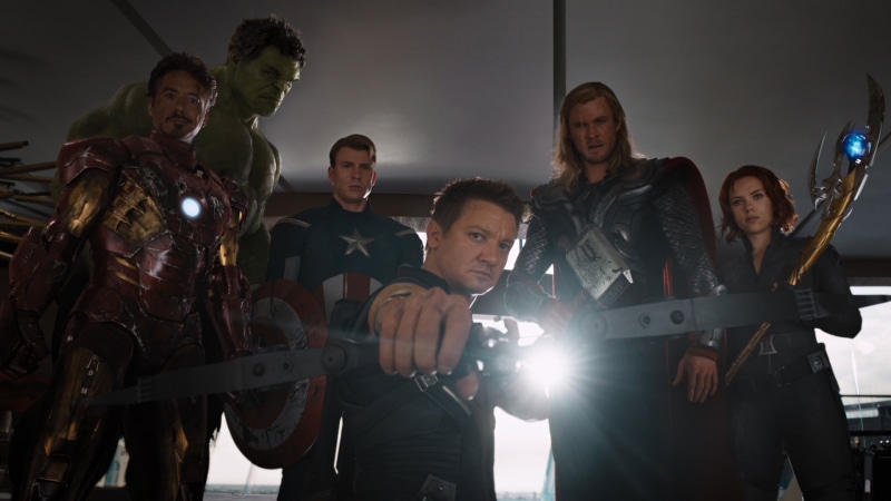 illuminated, females, gun, women, real People, Robert Downey ml, avengers, indoors, young Men, Hulk, beast, hammer, bow, night, S. H. I. E. L. D, Chris Hemsworth