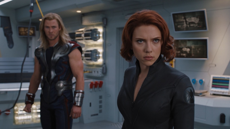 team, Natasha Romanoff, asgardian, Black widow, S. H. I. E. L. D, The Avengers, s, the God of thunder, Chris Hemsworth, women, agent, Shield, Scarlett Johansson