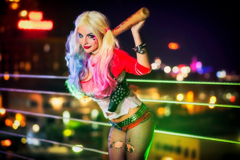 Blonde, Suicide Squad, Smile, Baseball Bat, Belt, Cosplay, Women, 1080P, Blue Eyes, Bracelet, DC Comics, Harley Quinn, Fishnet, Shorts