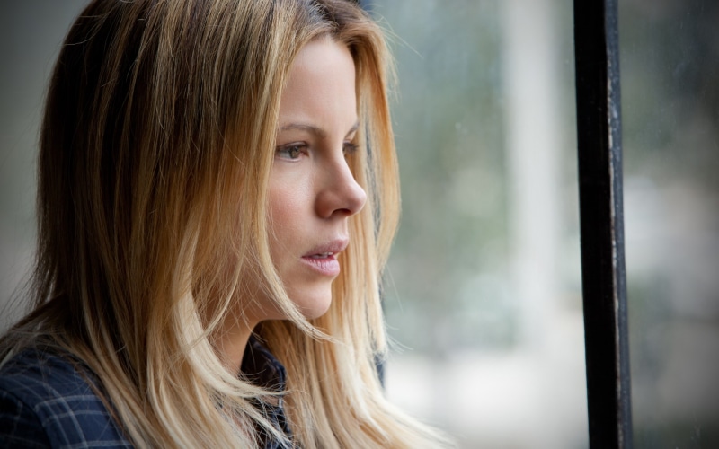 kate, celebs, cool girl, blonde, beckinsale, celebrity, actress, 2K, serious