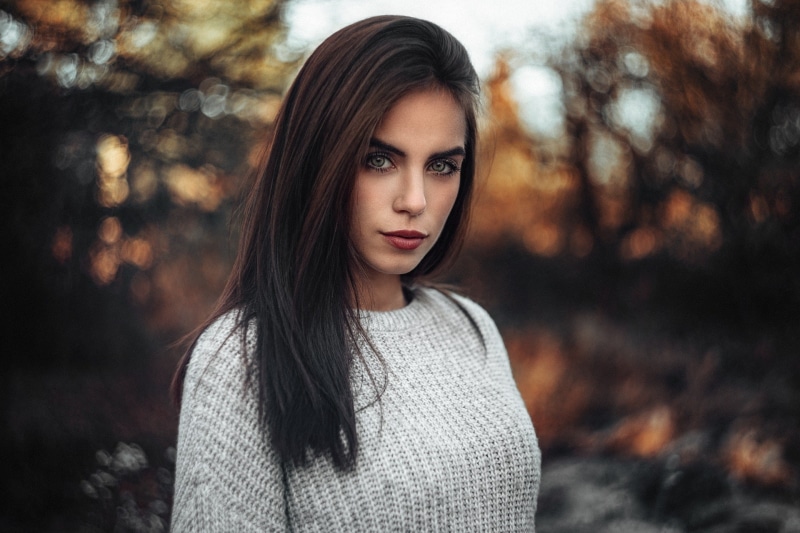 one person, nature, woodland, depth of field, autumn, looking at camera, Martin Kühn, forest, beautiful people, body part, outdoors, fashion, women, brown hair