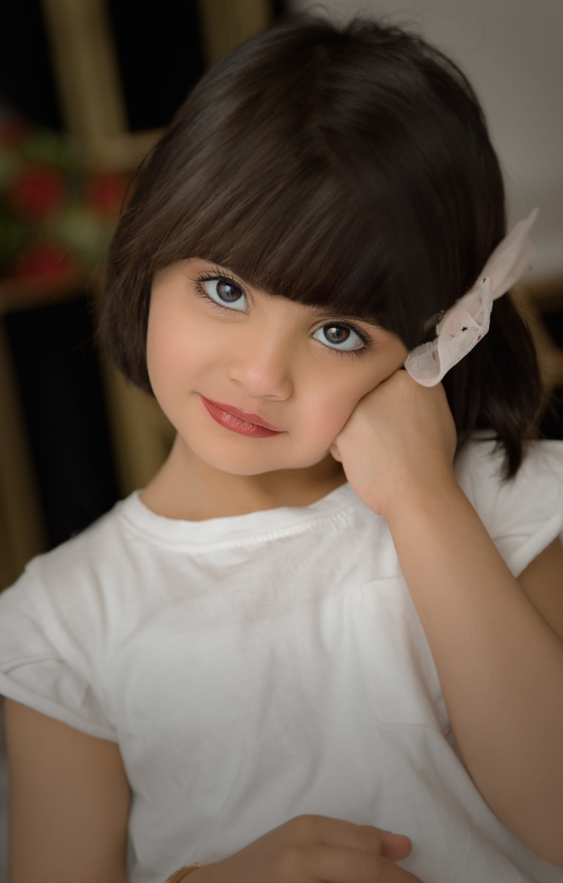 beautiful woman, indoors, kids, innocence, front view, kid, children, hairstyle, child, little, bangs, happy, beauty, 5K, females, poppet, cute, focus on foreground