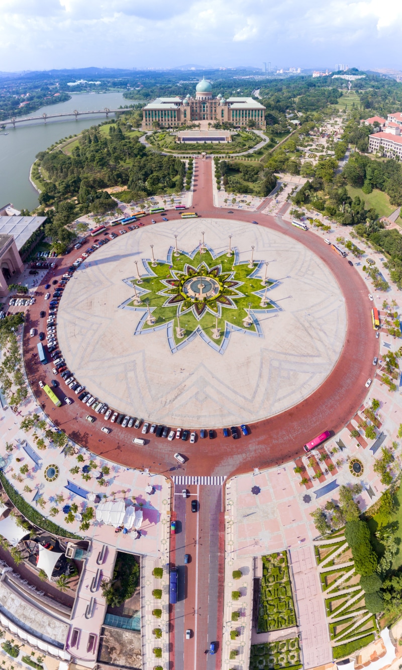 garden, cityscape, urban, tree, aerial view, day, built structure, 5K, building exterior, prime, forest, park, building, city, drone, travel destinations