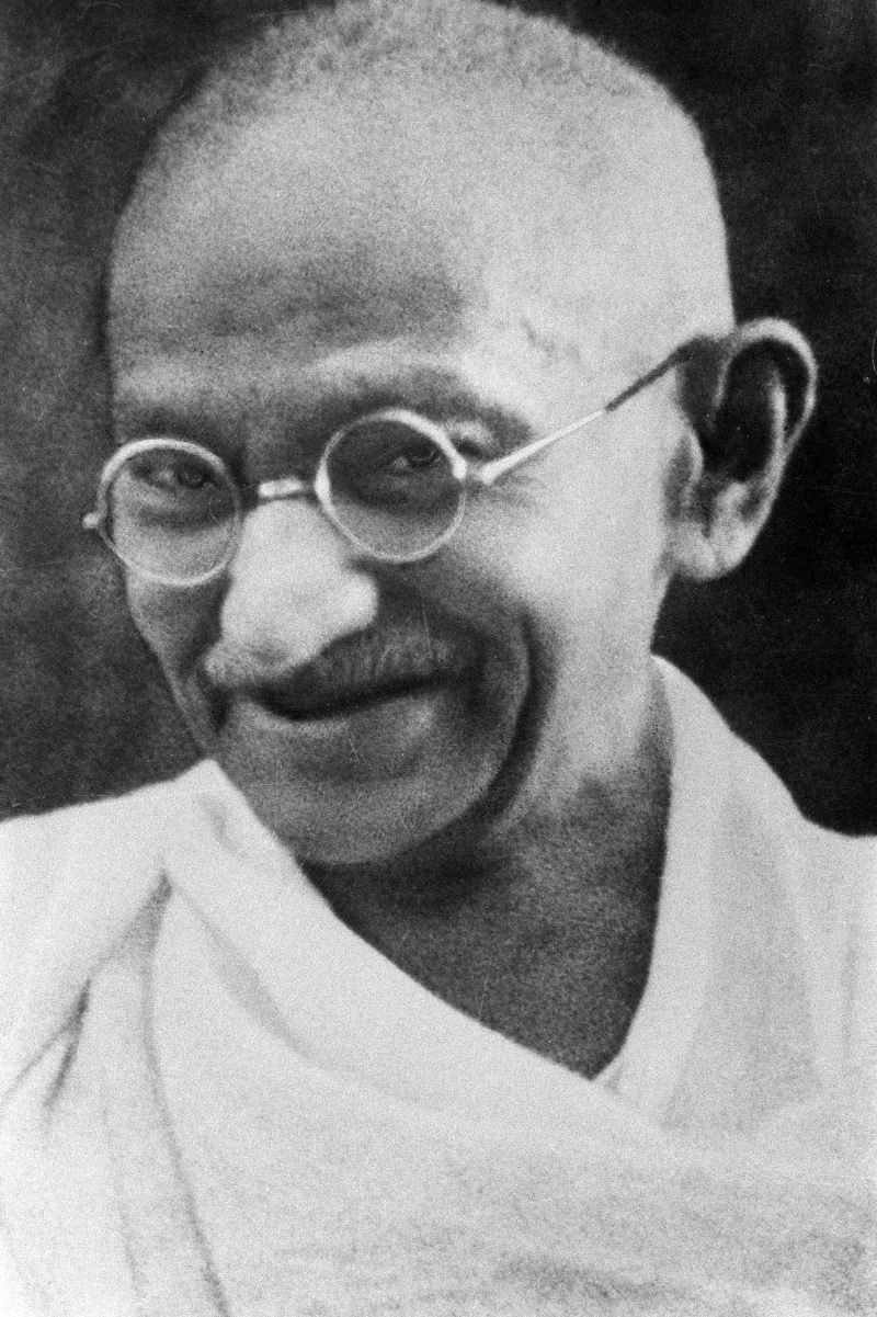 resistance, one person, racial segregation, mahatma, lifestyles, mature adult, headshot, eyeglasses, one man only, pacifist, human face, Mahatma Gandhi