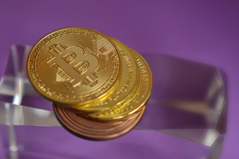 financial, 4K, indoors, property, economy, electronic, coin, future, coins, network, purple, no people, business, metal, digital, finance, payments, colored background